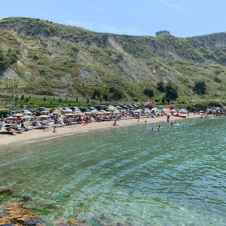 Hotel Ferrara Durres Bagian luar foto