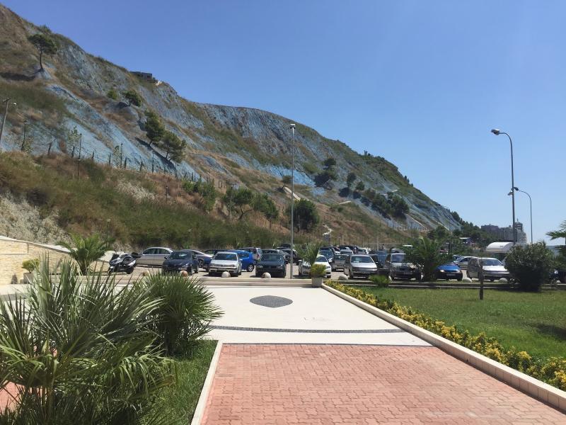 Hotel Ferrara Durres Bagian luar foto