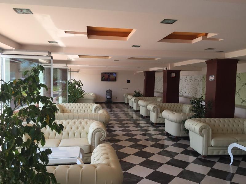 Hotel Ferrara Durres Bagian luar foto